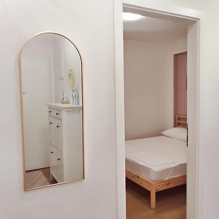 Rozalie Central Apartment Makarska